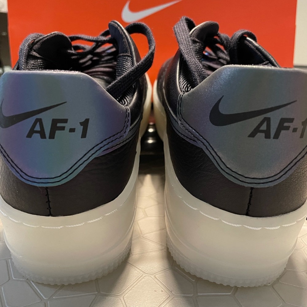 NIKE Woman’s AF1 Sage Low LX